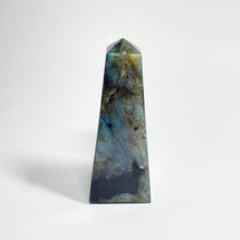Load image into Gallery viewer, Labradorite - Obelisk - 03