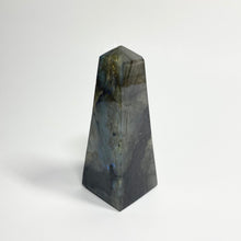 Load image into Gallery viewer, Labradorite - Obelisk - 03