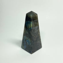 Load image into Gallery viewer, Labradorite - Obelisk - 02