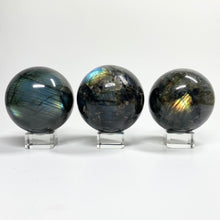 Load image into Gallery viewer, Labradorite Sphere