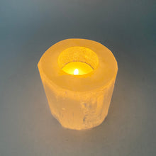 Load image into Gallery viewer, Selenite Tealight Holder - Round
