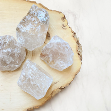Load image into Gallery viewer, Clear Quartz (Raw)
