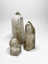 Load image into Gallery viewer, Smoky Quartz (Generator) - 08
