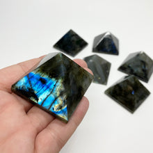 Load image into Gallery viewer, Labradorite Pyramids
