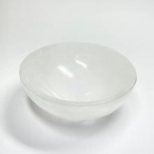 Load image into Gallery viewer, Selenite Bowl
